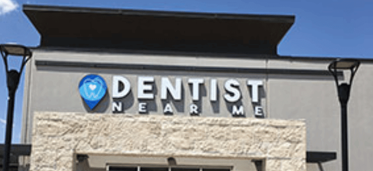 Uma parte da fachada da empresa dentist near me